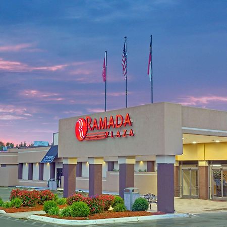 Ramada Plaza By Wyndham Charlotte South End Airport Hotel Екстериор снимка