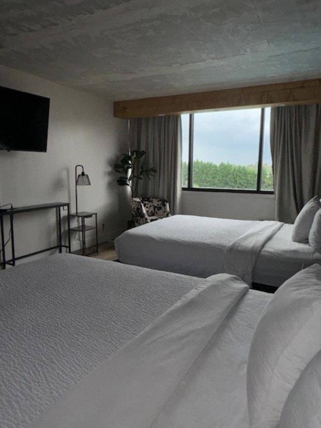 Ramada Plaza By Wyndham Charlotte South End Airport Hotel Екстериор снимка